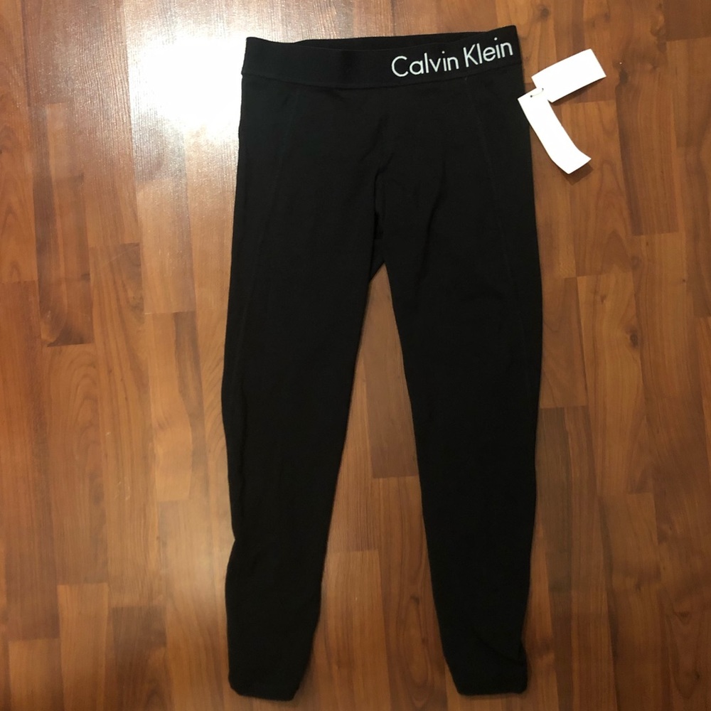 NWT Calvin Klein leggings